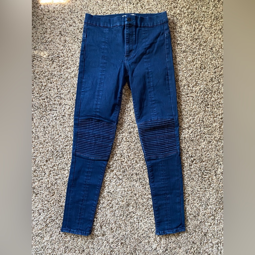 Gap. Denim jeans. Size 27R True Skinny.